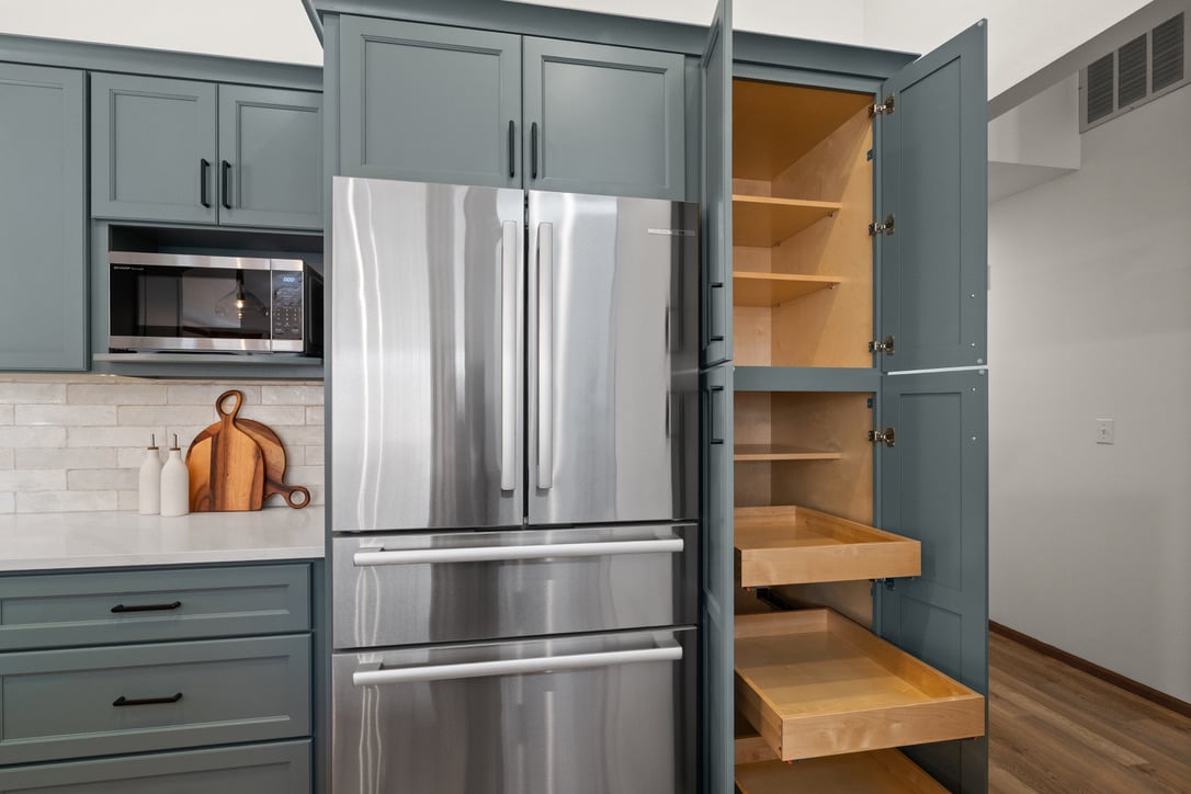 Pull Out Shelving